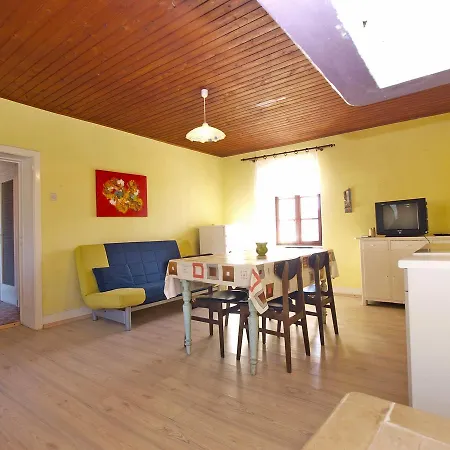 House Angela 1585