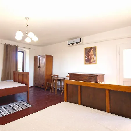 House Angela 1585 Rakalj